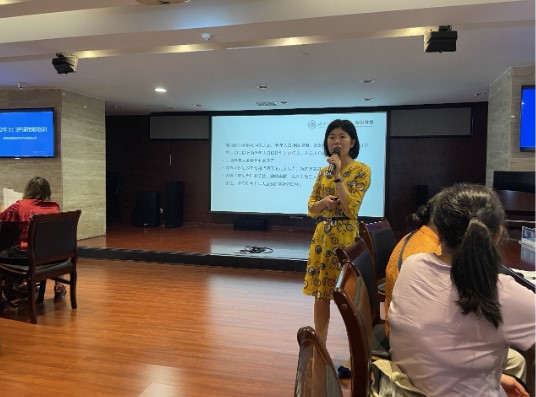 “强化岗位技能，培养业务人才” ——华体会官方端网站登录入口-华体会(中国)养老联合湖南中医药大学护理学院组织开展养老护理员专题培训